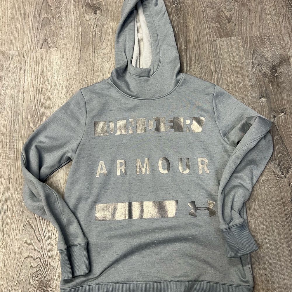 Under Armour Hoodie Small Gray Fleece Pullover Cold Gear Sweatshirt Loose Women